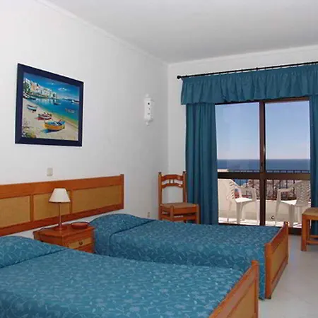 Neptuno Hotel 3*